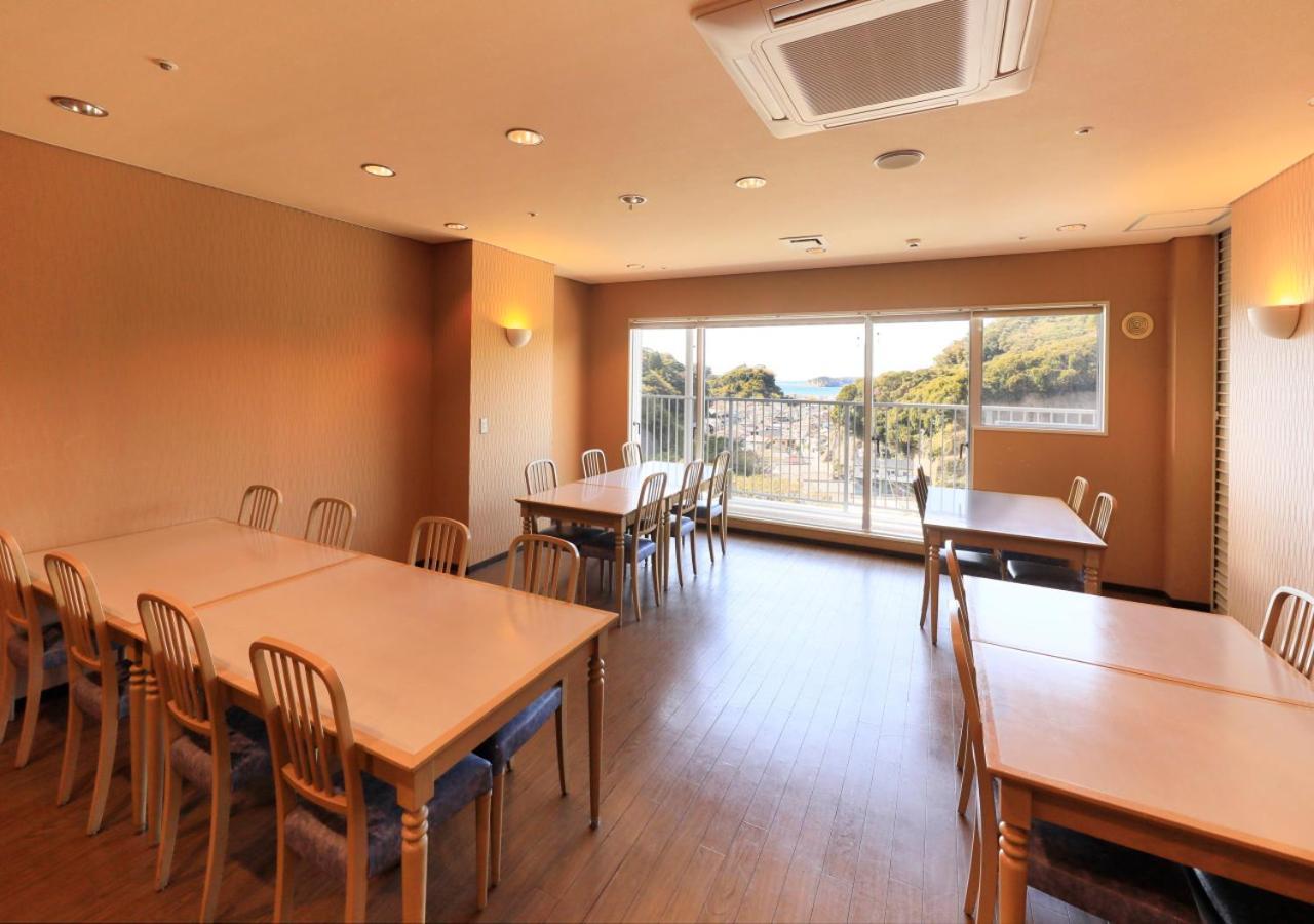 Katsuura Hilltop Hotel & Residence Esterno foto